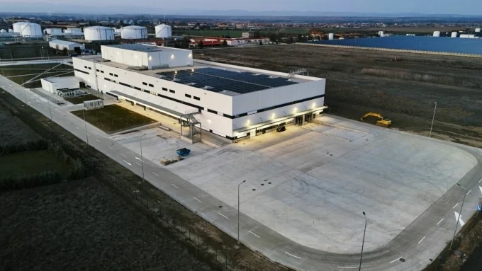 Световният гигант в роботизираната хирургия Intuitive откри в България производствена база за системата da Vinci