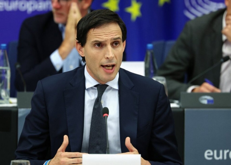 ЕС позволява използването на международни въглеродни кредити в плана си за нулеви емисии 1 ЕС отваря вратите за международни въглеродни кредити в плана си за нулеви емисии