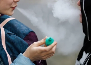 Гледайте обучителните видеоклипа за превенция на употребата на райски газ, вейпове и дизайнерска дрога сред подрастващите 73 Модерната дрога