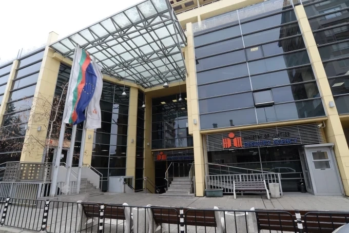 Предложен е нов краен срок за пререгистрация на ЮЛНЦ – 31 декември 2026 г.