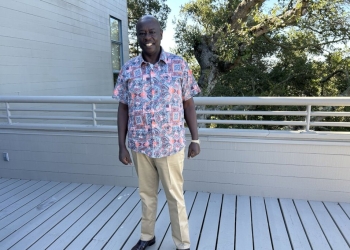 Кенийски политик предупреждава за китайско "икономическо нашествие" и свързва инициативата „Един пояс, един път“ с корупция и отвличания на активисти 66 Кенийски политик предупреждава за китайско "икономическо нашествие" - свързва инициативата "Пояс и път" с корупция и отвличания на активисти