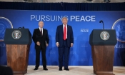 Срещата на върха между Тръмп и Путин завърши без примирие, но надеждите за споразумение остават