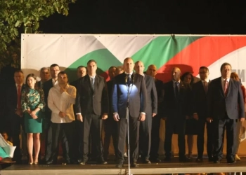 В речта си президентът подчерта, че за българите в миналото свободата е била и преди имота, и преди живота. Снимки: БНТ