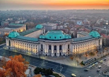 СОФИЙСКИ УНИВЕРСИТЕТ „СВ. КЛИМЕНТ ОХРИДСКИ”