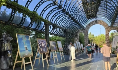 Престижната международна изложба „Изкуството на Джън-Шан-Жен – Истинност, Доброта, Търпение“ очарова посетителите на Замъка в Равадиново