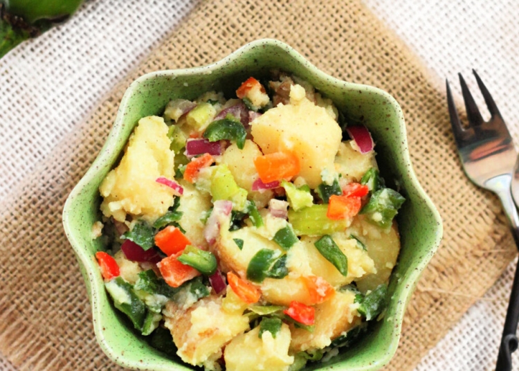 Лека и свежа картофена салата