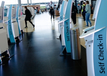 Кибератака срещу летище нарушава полетите в цяла Европа