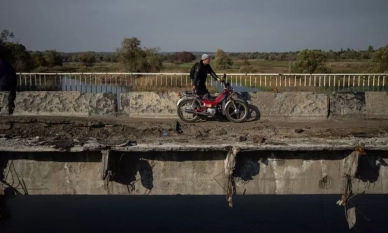 Руски войски се промъкват по тунел към Купянск