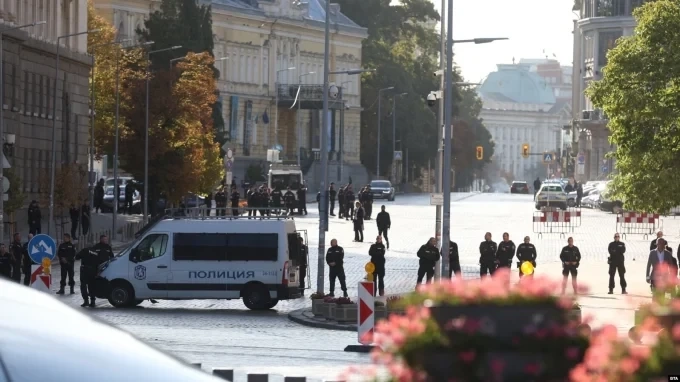 Ивайло Попов е загинал при охрана на Народното събрание в момент, в който е трябвало да бъде в почивка