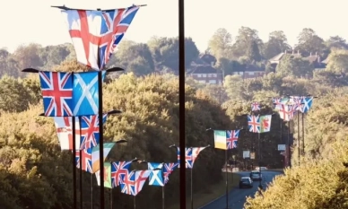 Тихата лятна революция на свети Георги и свети Андрей Първозвани в Обединеното Кралство