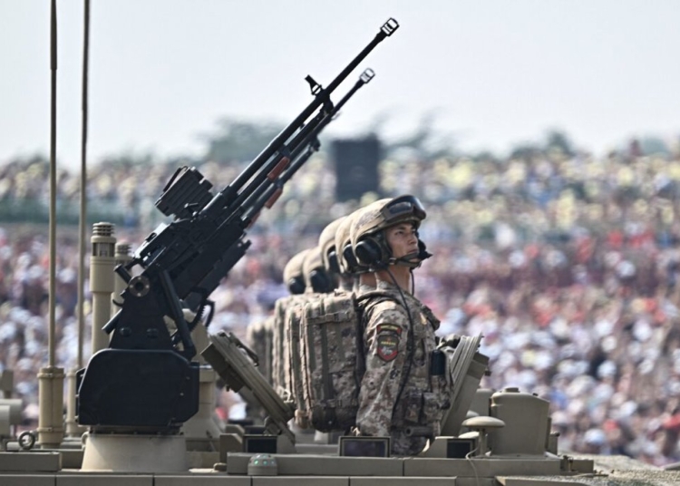 Китайският парад показа проблемите във военното развитие: анализ на експерти