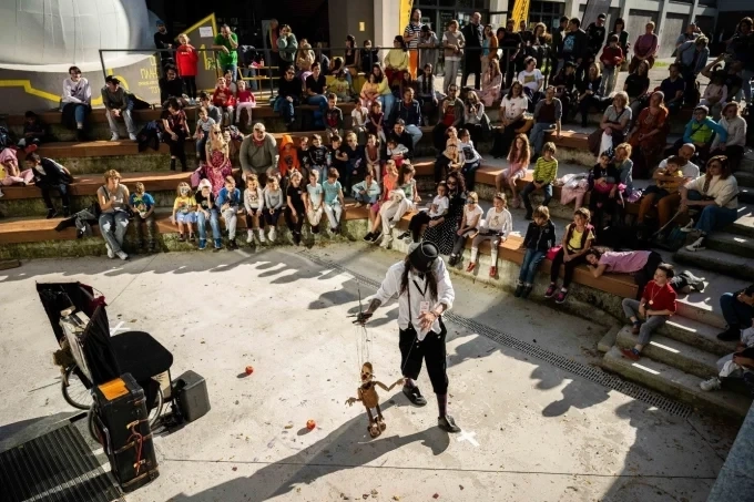 Мини Арт Фест представя Цирколюция! в столичната „Топлоцентрала“ 1 Мини Арт Фест представя Цирколюция! в столичната „Топлоцентрала“