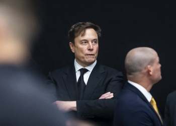 Мъск призова за бойкот на Netflix заради "трансджендър пропагандата" в детските предавания 2 Мъск призова за бойкот срещу Netflix заради "трансджендър пропагандата" в детските програми