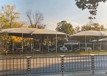 Автокъща „Капитолия“ – вън от Борисовата градина 6 Автокъща „Капитолия“ в Борисовата градина