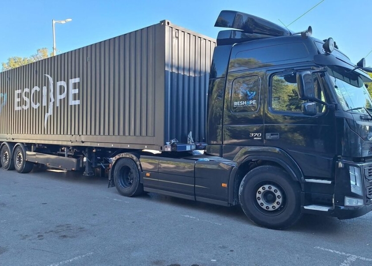 740a4119 01da 4e99 b405 f393652c6c59