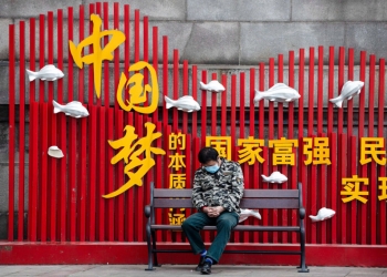 Държавните медии на ККП заявиха за успех, но анализатори посочват очевидни признаци за икономически спад