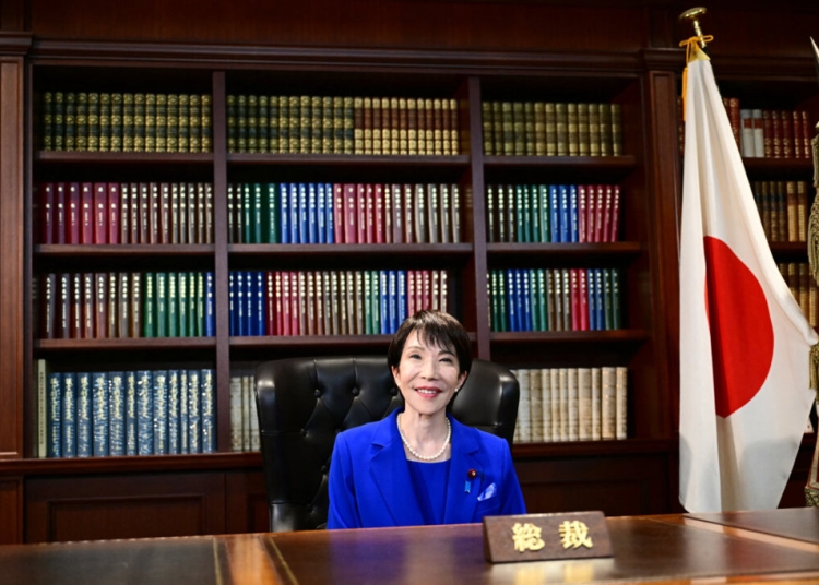 Бъдещият премиер на Япония Санае Такаичи с по-твърда политика спрямо Китай 1 Новият лидер на партията се готви да поведе Япония по по-твърд курс срещу Китай