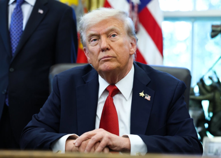 Тръмп въведе 100-процентни мита срещу Китай от 1 ноември, обвинява Китай във враждебност 1 Тръмп наложи нови 100-процентни мита върху Китай от 1 ноември