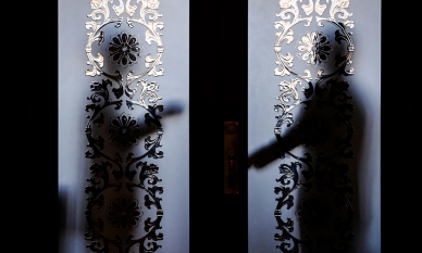 Зад затворените врати на ККП: отслабналият Си Дзинпин