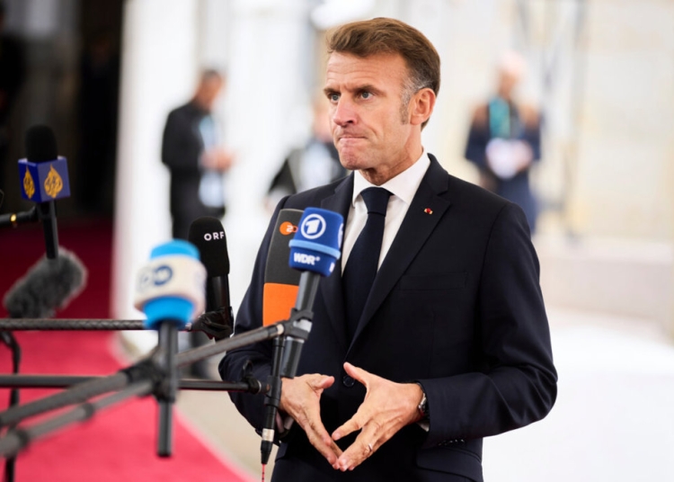 Задържаха капитана на руски кораб от "флота в сянка" край френските брегове