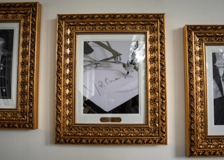 Тръмп заяви, che ще отмени всички изпълнителни заповеди на Байдън, подписани с автоматична писалка