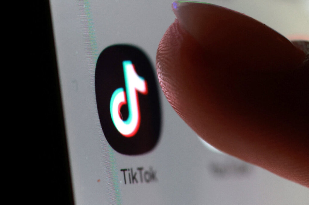 Парижката прокуратура разследва TikTok заради съдържание, подтикващо младежи към самоубийство 4 Парижката прокуратура разследва TikTok заради съдържание, подтикващо младежи към самоубийство