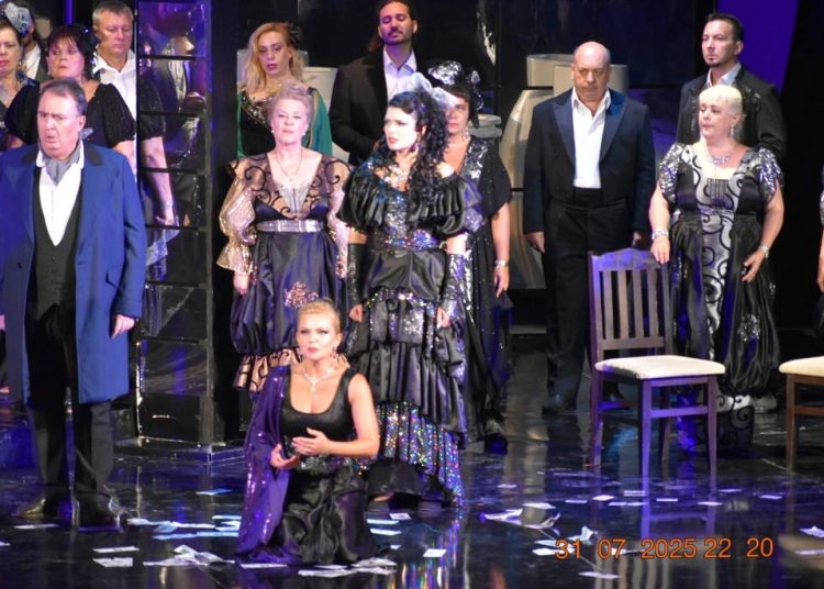 75a2f527 f1ce 4dab b838 fc3bb30f702d