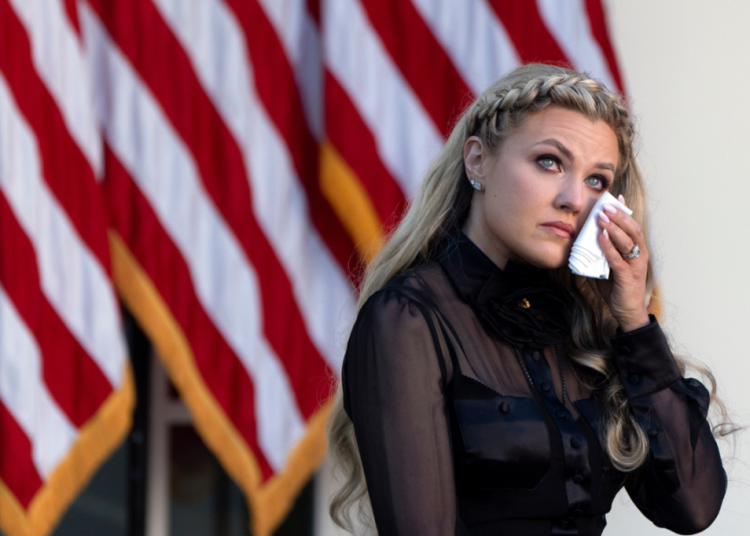 Ерика Кърк разказва за последните мигове с Чарли преди атентата срещу него