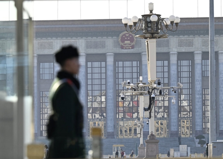 Новият петгодишен план на ККП набелязва военновременна икономика: анализатори