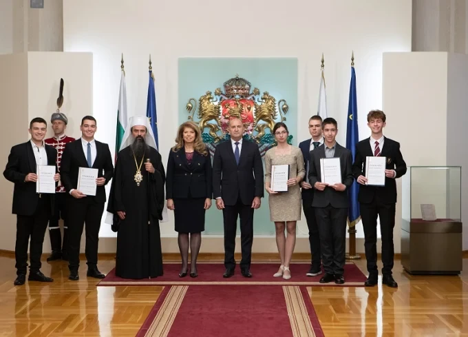 В Деня на будителите президентството отвори врати за гражданите 2 prezident otvoreni vrati gramoti