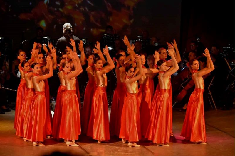 Огнени страсти със „Сарсуела“ в Държавна опера – Бургас 2 1b96d92c-0872-427d-8b82-0940bec1527e.jpg