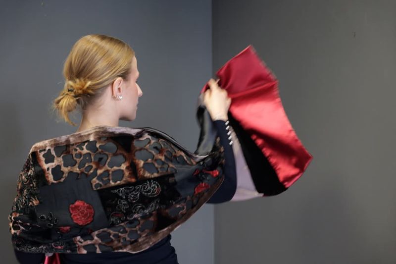 Шаловете на Албена Щениовска-Еглофф – неповторим шик и индивидуалност 2 6441eecf-0996-44e2-a534-8490014aa3d2.jpg