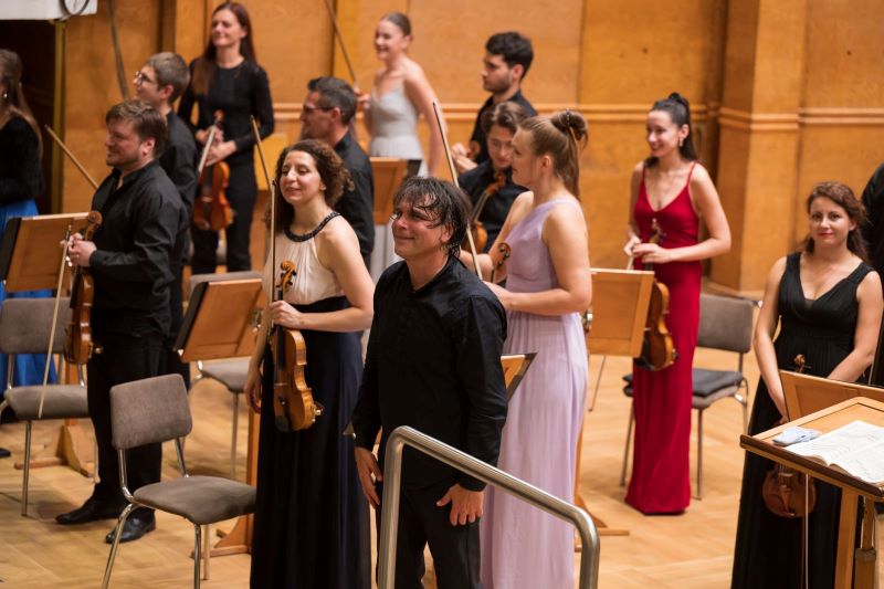 Петко Димитров: Диригентът трябва да обединява изпълнителите, без да смята, че е нещо повече от тях 3 9409ff92-36dc-4d95-b264-c55736845a57.jpg