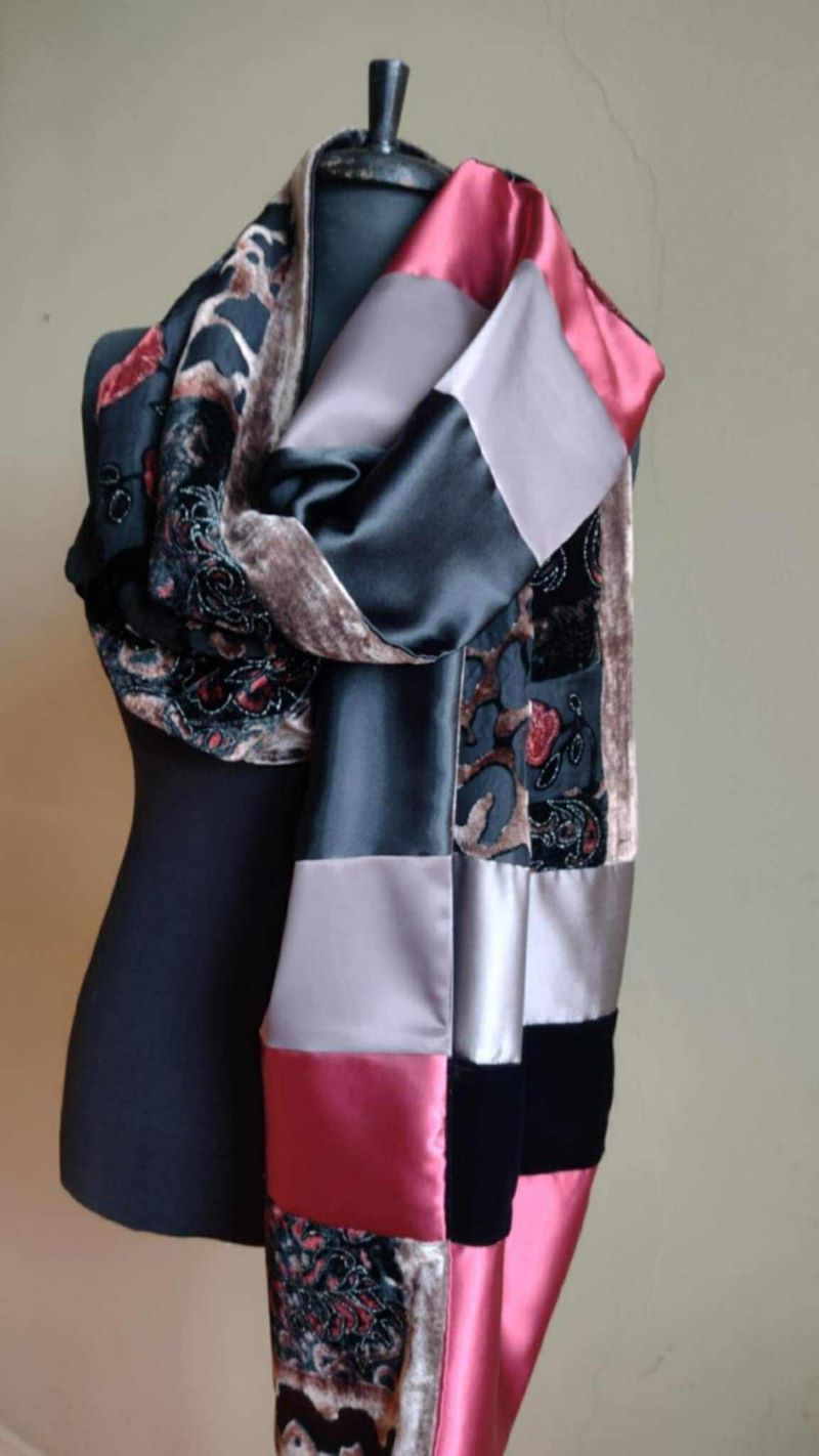 Шаловете на Албена Щениовска-Еглофф – неповторим шик и индивидуалност 9 c2bdaac8-1be6-41c4-88f2-f6111d5b360b.jpg