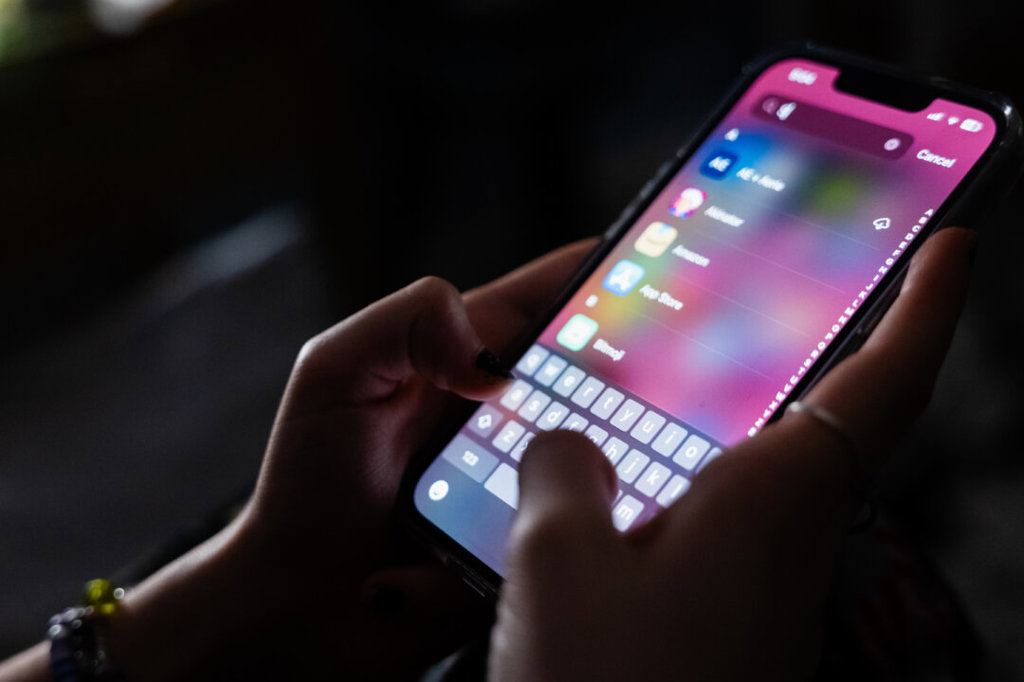 Как чуждестранните противници използват социалните мрежи, за да влияят на общественото мнение