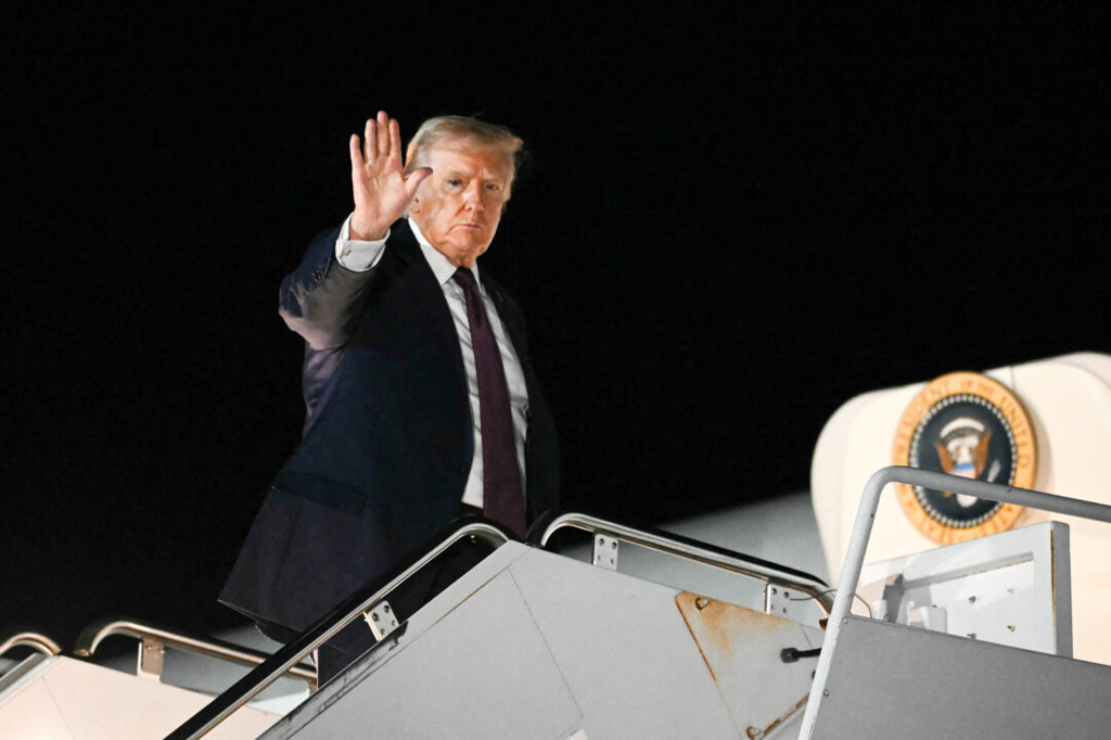 Тръмп и Стармър обсъдиха Украйна и мирните усилия в Газа в разговор преди Коледа