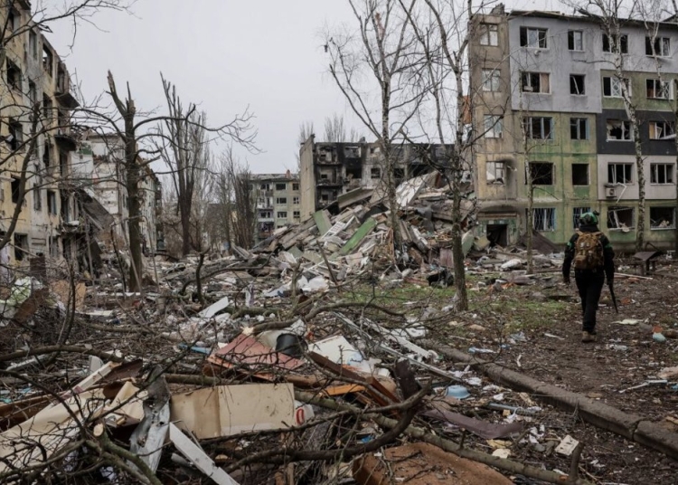 Моралът на украинците е от решаващо значение, докато Русия води война на изтощение, смятат експерти