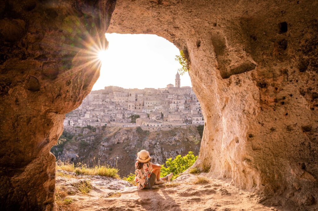 Устойчивост към хаоса: Как древната мъдрост ни помага да се справим със съвременната тревожност