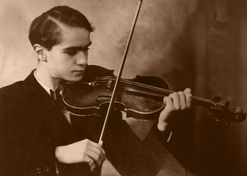 100 години от рождението на гениалния цигулар с трагична съдба - Васко Абаджиев 1 Сравняват Васко Абаджиев с Моцарт, заради ранно проявилия се негов талант. На 9 години той вече има диплом от Консерваторията. Снимка: БНР