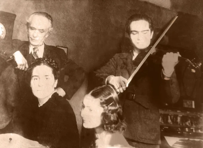 100 години от рождението на гениалния цигулар с трагична съдба - Васко Абаджиев 4 image 43