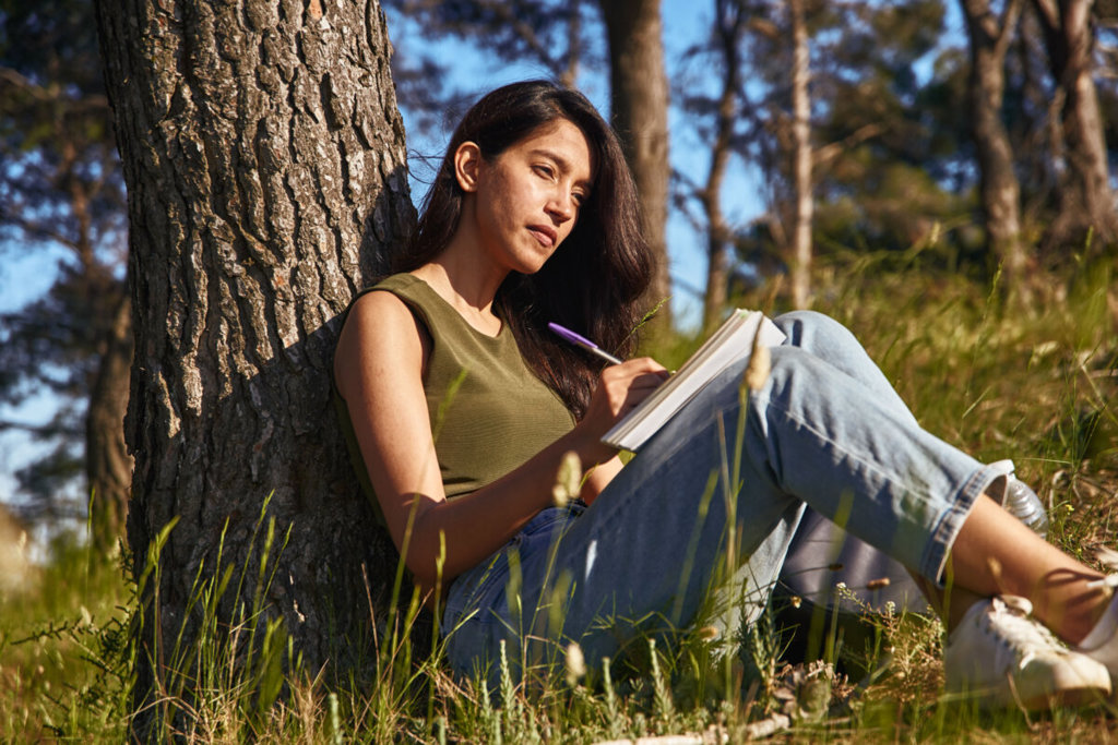 Устойчивост срещу хаоса: Как древната мъдрост побеждава съвременната тревожност 2 (Maples Images/Shutterstock)