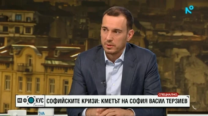 Кметът Васил Терзиев увери, че кризата със сметоизвозването ще бъде преодоляна 1 Кметът Васил Терзиев увери, че кризата със сметоизвозването ще бъде преодоляна