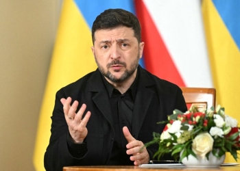 Украински и европейски официални лица отхвърлят твърденията за удари по личната резиденция на Путин 2 Украински и европейски официални лица отрекоха удари по личната резиденция на Путин