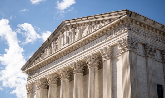 Върховният съд отмени глобалните мита на Тръмп с историческо решение