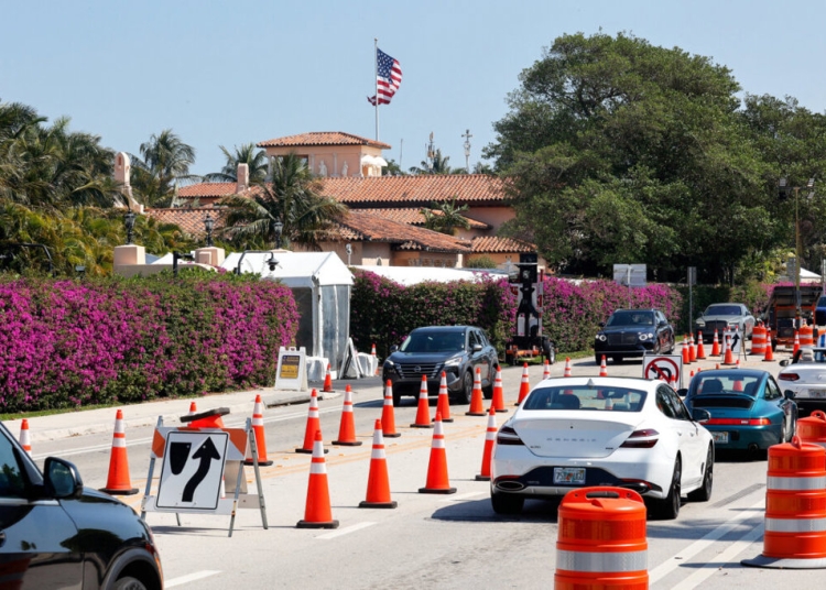 Агенти на Тайните служби на САЩ застреляха мъж, който се е опитал да влезе незаконно в резиденцията на Доналд Тръмп в Мар-а-Лаго