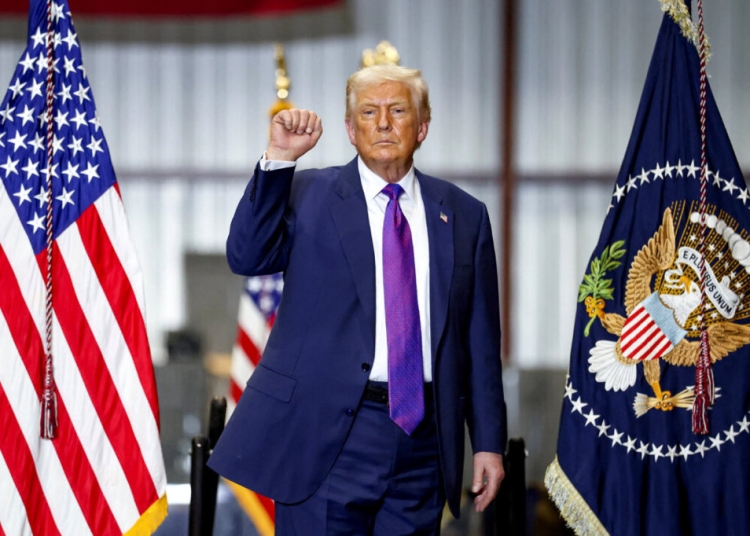 Тръмп приписва възраждането на стоманената промишленост на митата