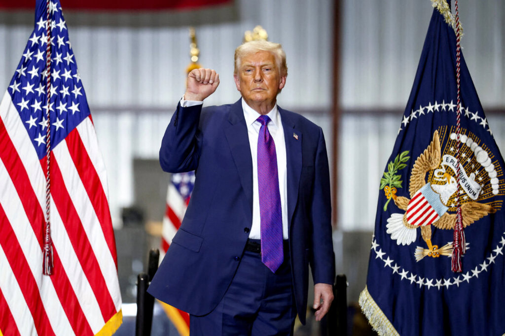 Тръмп приписва възраждането на стоманената промишленост на митата