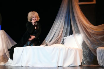 Виолета Шаханова: Живях истински само на сцената 2 a6884b10-47ac-46d8-b08f-22ce4f329289.jpg