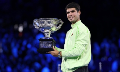 Алкарас победи Джокович и стана най-младият тенисист с кариерен Гранд Слам