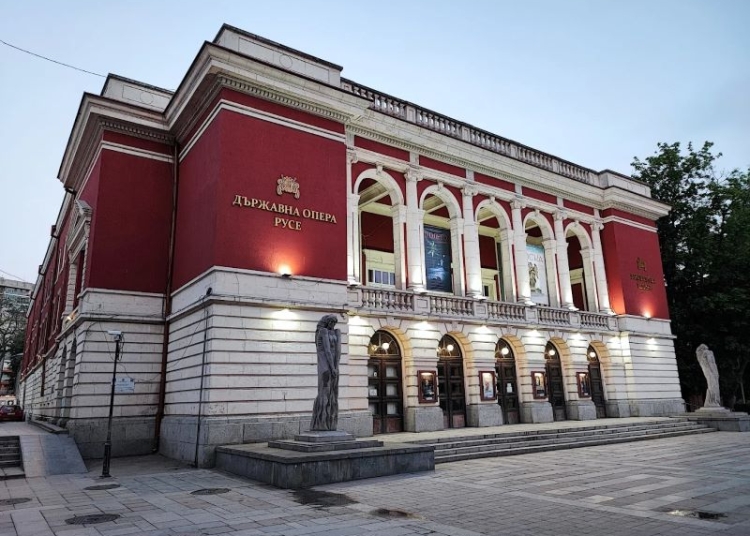 dec13059 b785 46d1 a469 86ff2f0b0d93